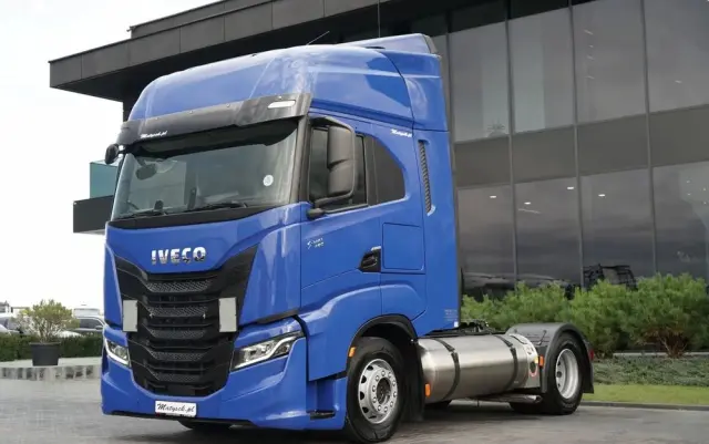 IVECO S-WAY / 460 / RETARDER /  LNG / 