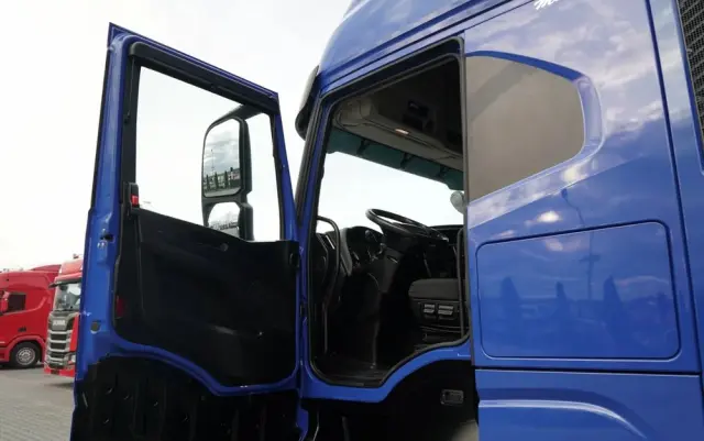 IVECO S-WAY / 460 / RETARDER /  LNG / 