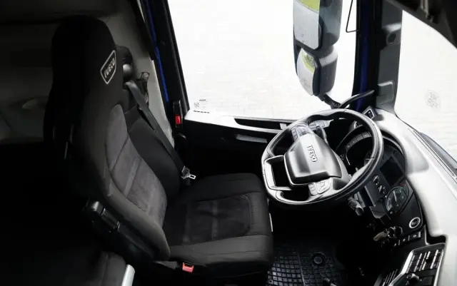 IVECO S-WAY / 460 / RETARDER /  LNG / 