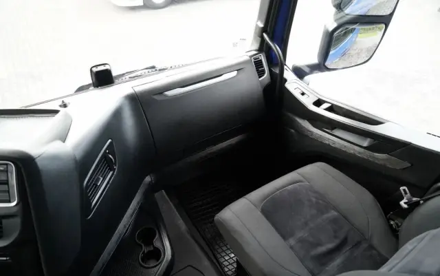 IVECO S-WAY / 460 / RETARDER /  LNG / 