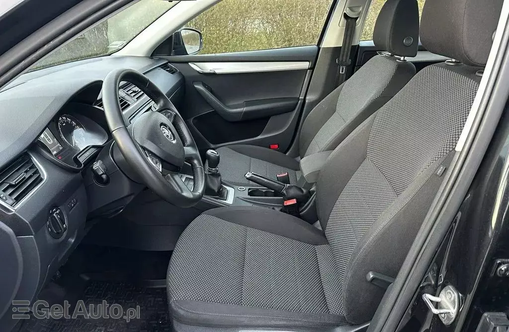 SKODA Octavia 