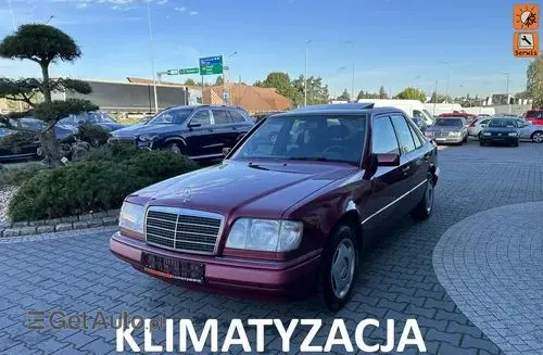MERCEDES-BENZ 200 