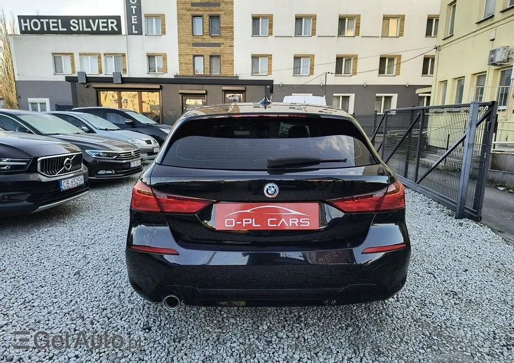 BMW Seria 1 118i Business Edition
