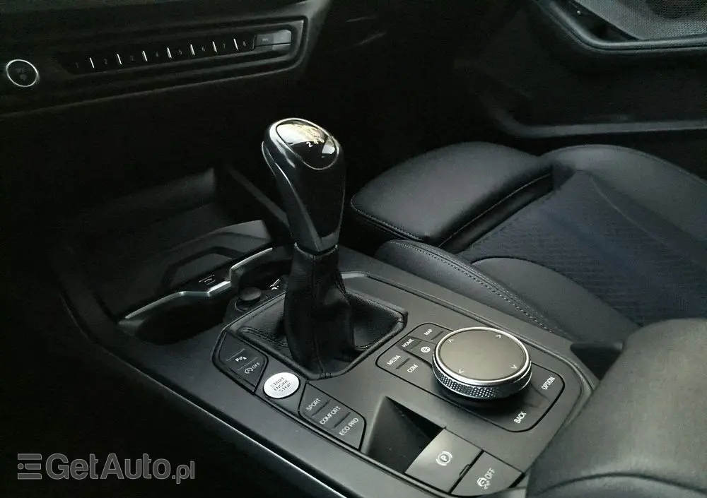 BMW Seria 1 118i Business Edition