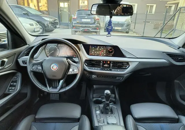 BMW Seria 1 118i Business Edition