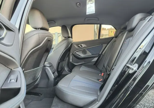 BMW Seria 1 118i Business Edition