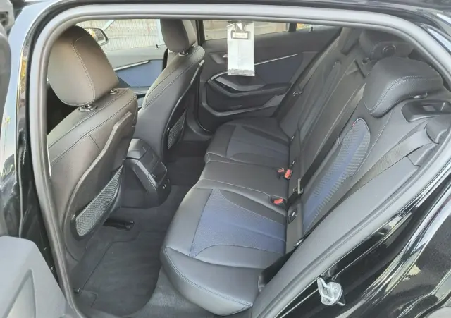 BMW Seria 1 118i Business Edition