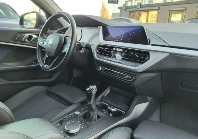 BMW Seria 1 118i Business Edition