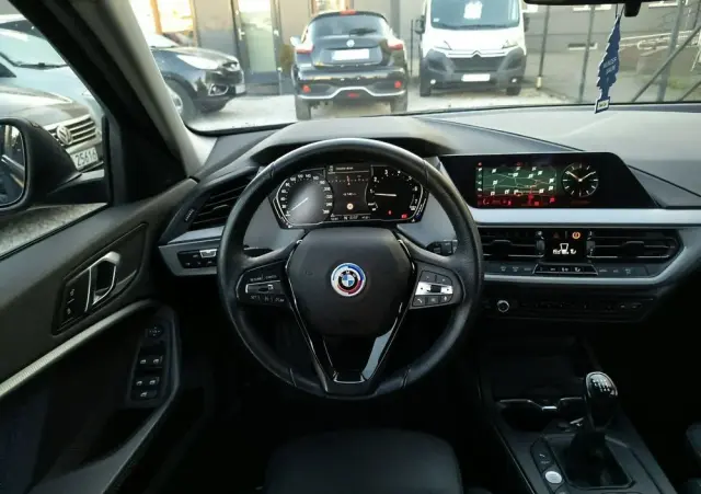 BMW Seria 1 118i Business Edition