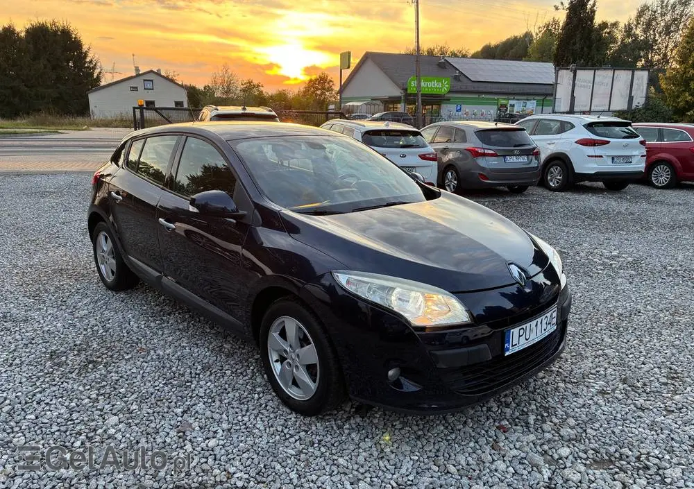 RENAULT Megane 1.6 16V 110 Dynamique