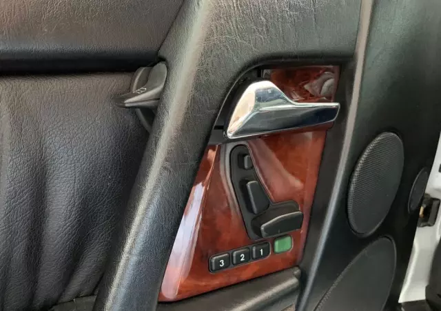 MERCEDES-BENZ SL 600 R 129 