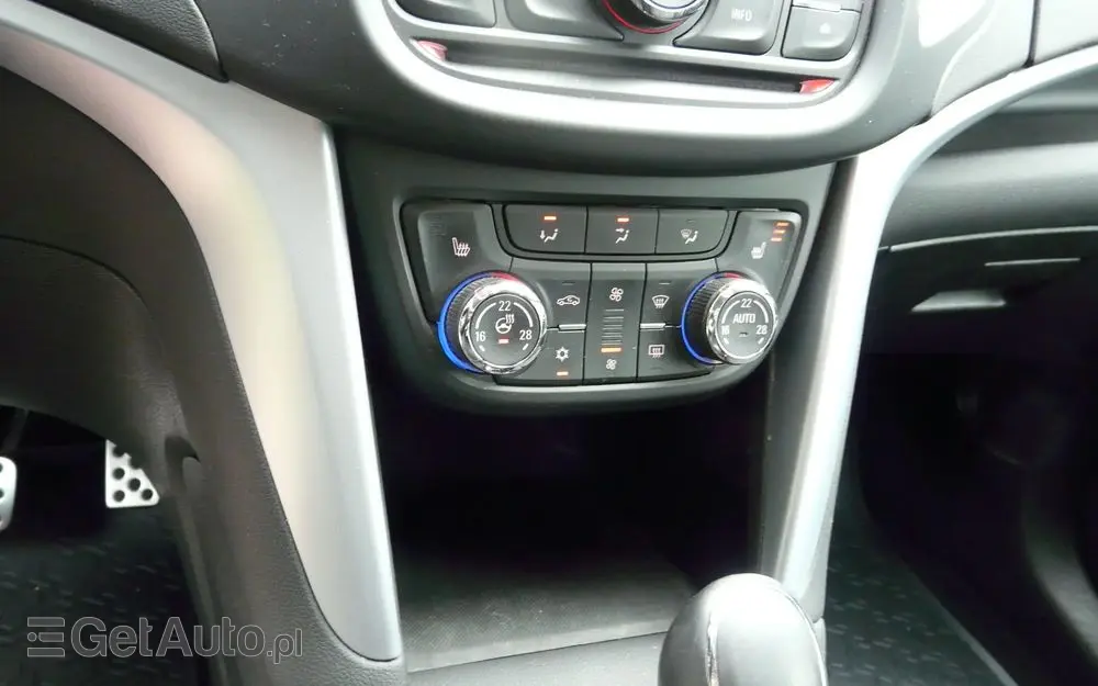 OPEL Zafira Tourer 1.4 Turbo Automatik Edition