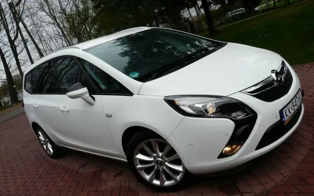 OPEL Zafira Tourer 1.4 Turbo Automatik Edition