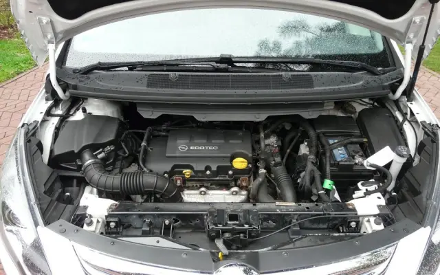 OPEL Zafira Tourer 1.4 Turbo Automatik Edition