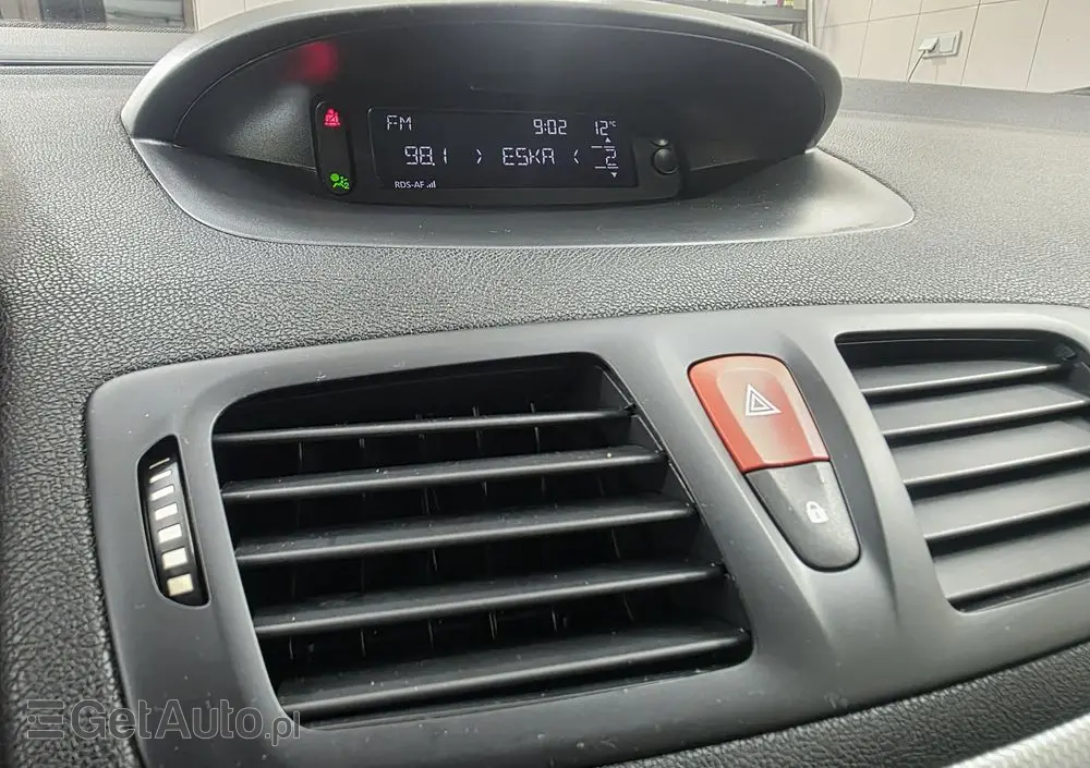 RENAULT Megane 1.6 16V 110 Dynamique