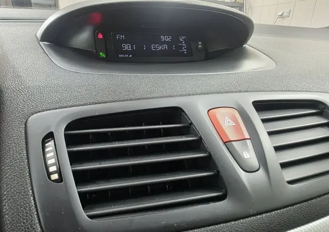 RENAULT Megane 1.6 16V 110 Dynamique