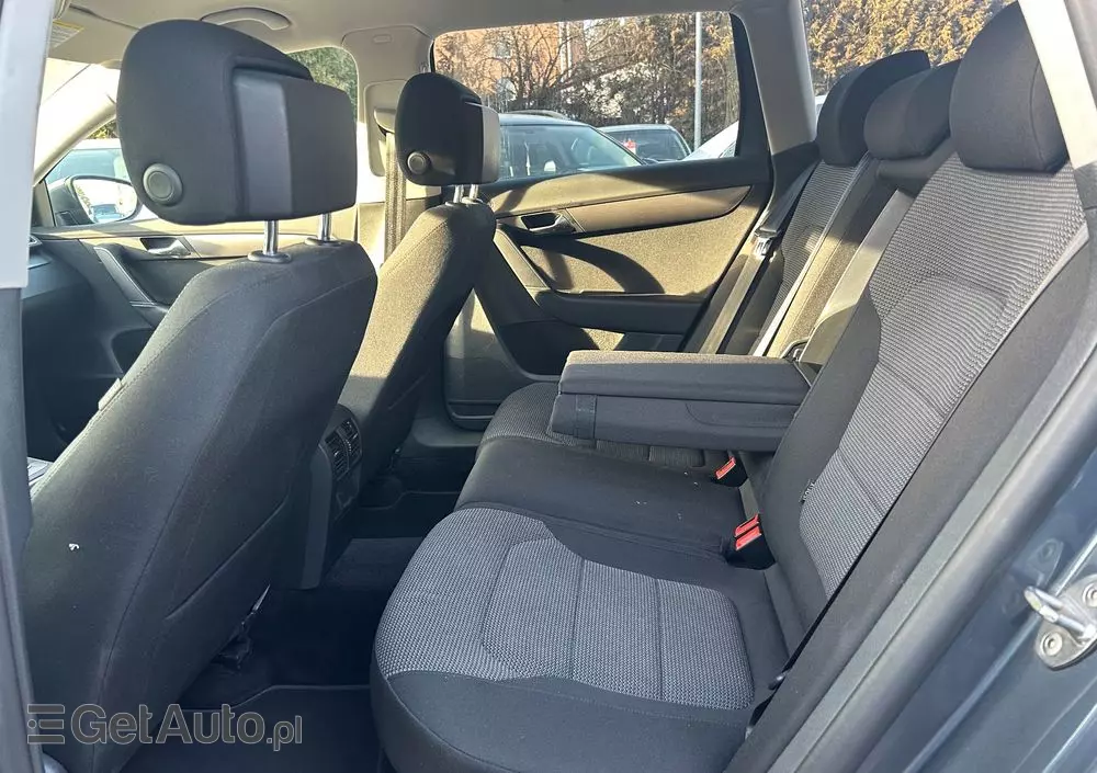 VOLKSWAGEN Passat 1.6 TDI Comfortline