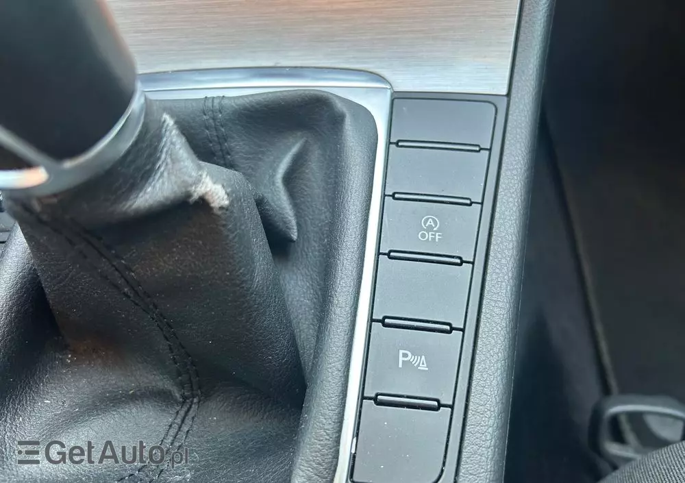 VOLKSWAGEN Passat 1.6 TDI Comfortline