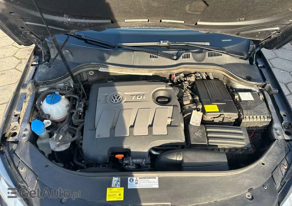 VOLKSWAGEN Passat 1.6 TDI Comfortline