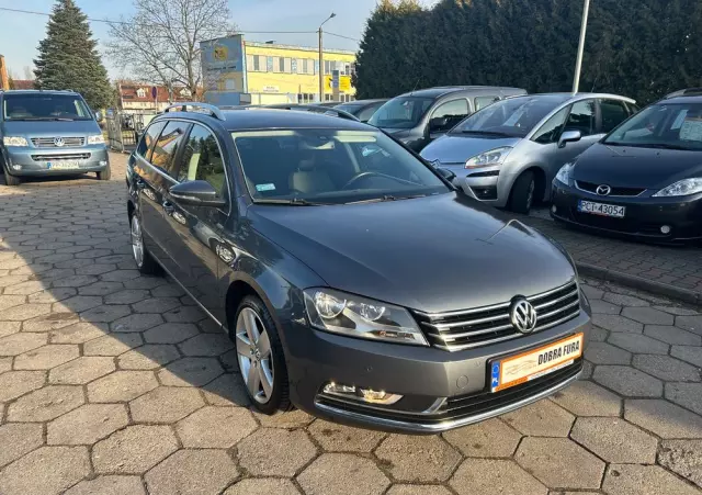 VOLKSWAGEN Passat 1.6 TDI Comfortline