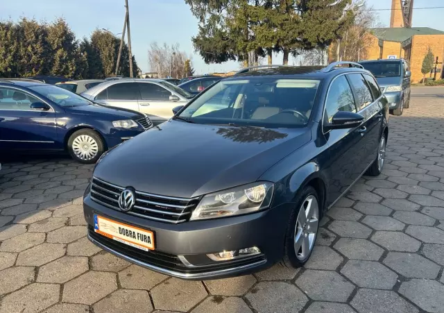 VOLKSWAGEN Passat 1.6 TDI Comfortline