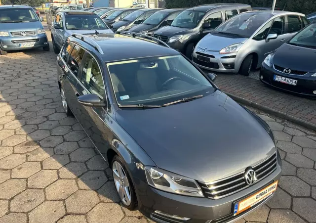 VOLKSWAGEN Passat 1.6 TDI Comfortline