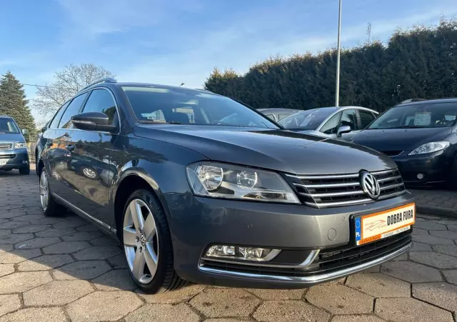 VOLKSWAGEN Passat 1.6 TDI Comfortline