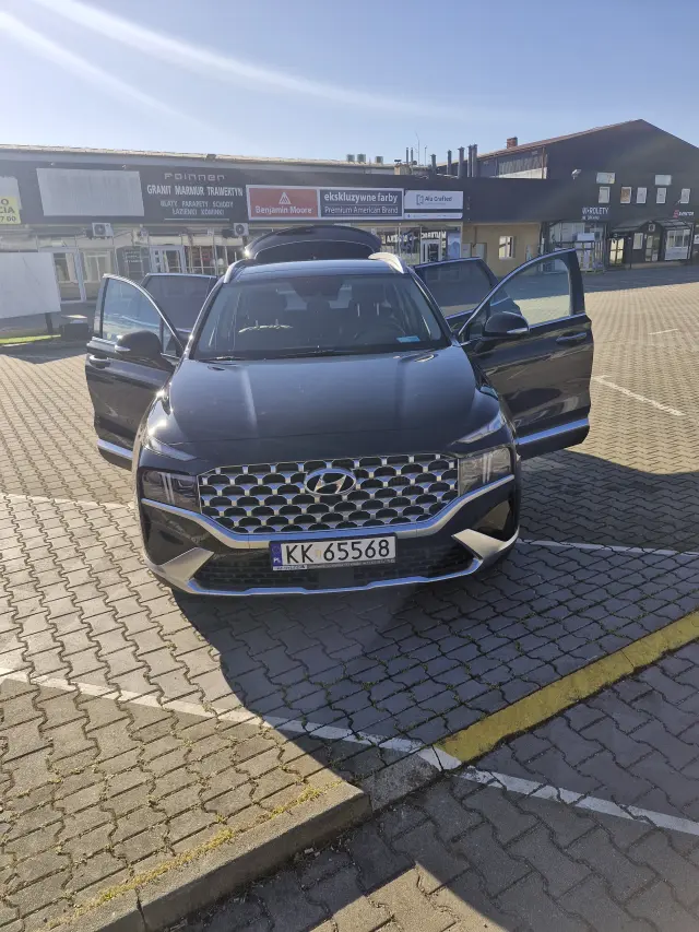 HYUNDAI Santa Fe Platinum 4WD