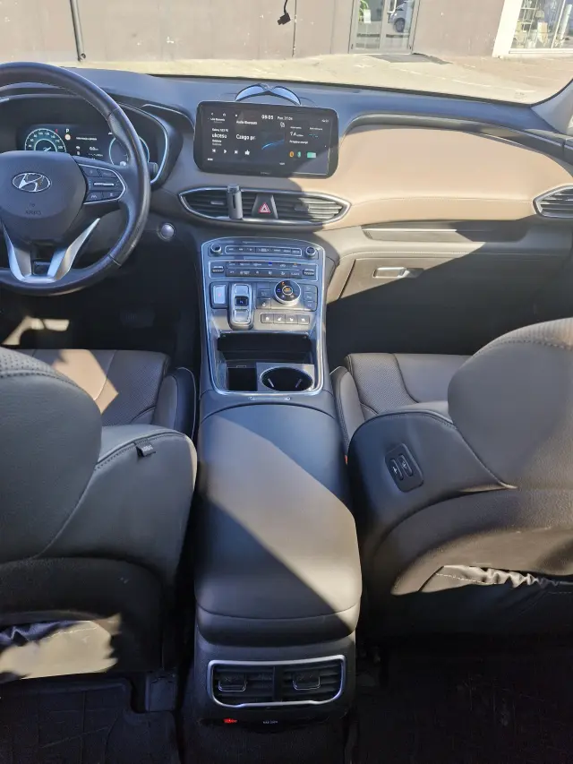 HYUNDAI Santa Fe Platinum 4WD