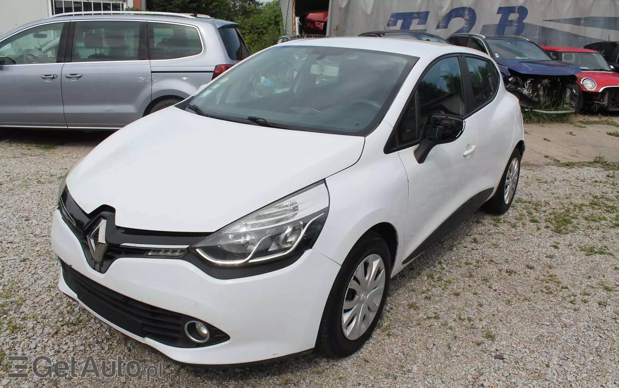 RENAULT Clio 
