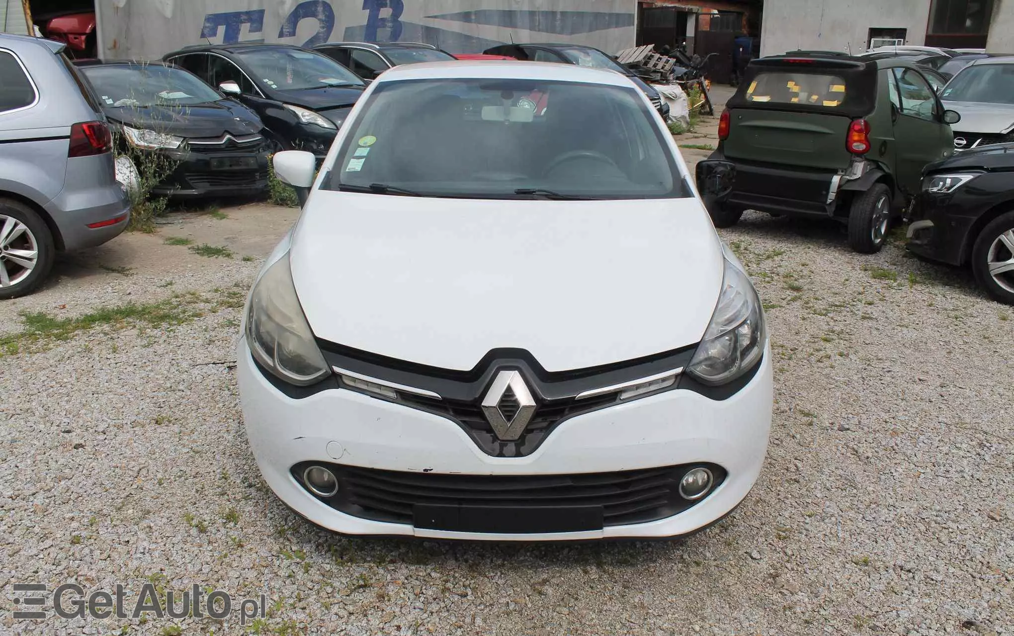 RENAULT Clio 