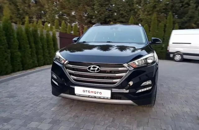 HYUNDAI Tucson 