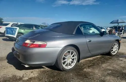 PORSCHE 911 Carrera 