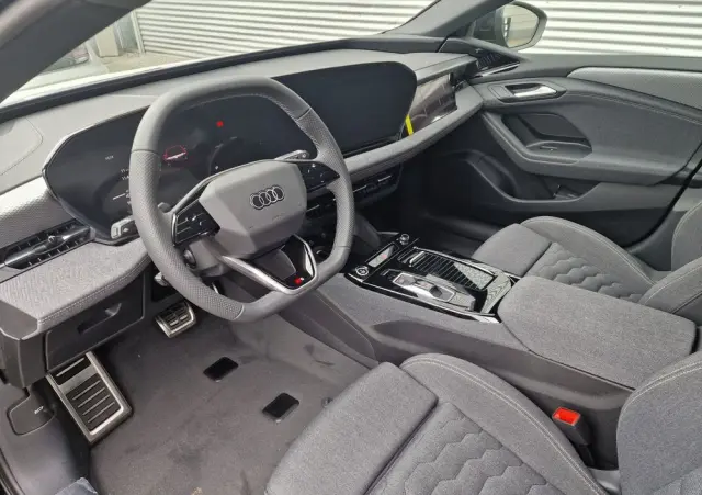 AUDI A6 Sportback e-tron 