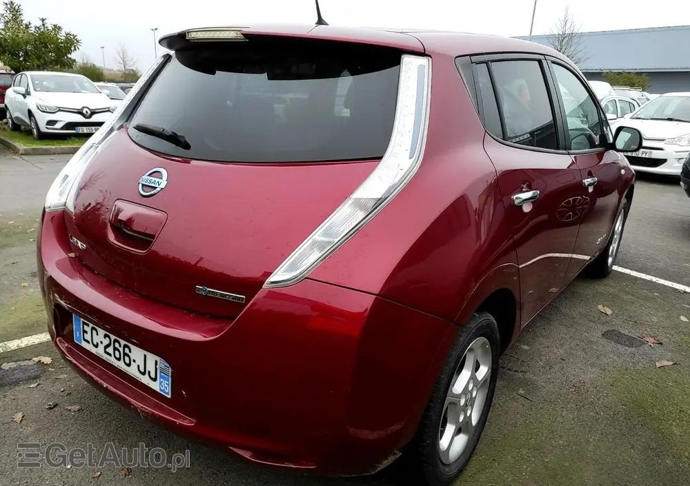 NISSAN Leaf 24 kWh (mit Batterie) Tekna