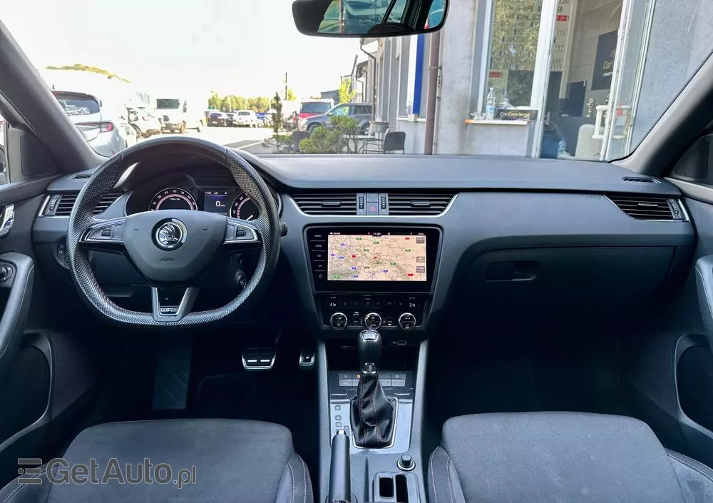 SKODA Octavia 2.0 TDI 4x4 DSG RS