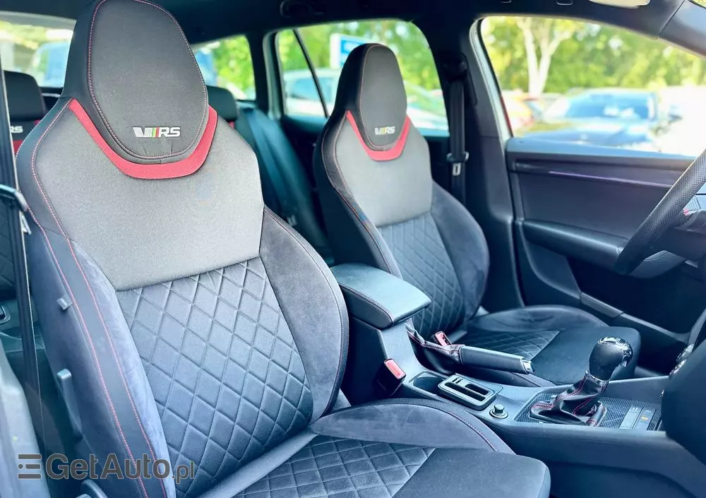 SKODA Octavia 2.0 TDI 4x4 DSG RS