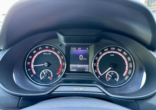 SKODA Octavia 2.0 TDI 4x4 DSG RS