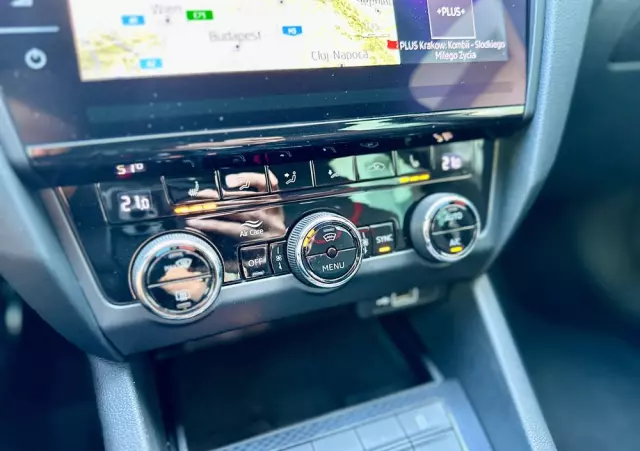 SKODA Octavia 2.0 TDI 4x4 DSG RS