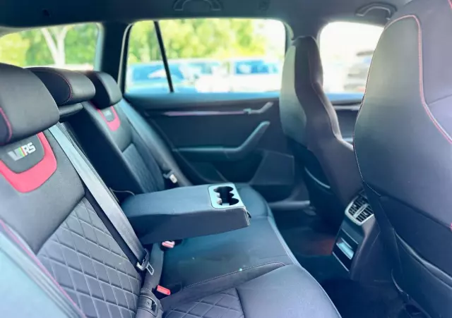 SKODA Octavia 2.0 TDI 4x4 DSG RS