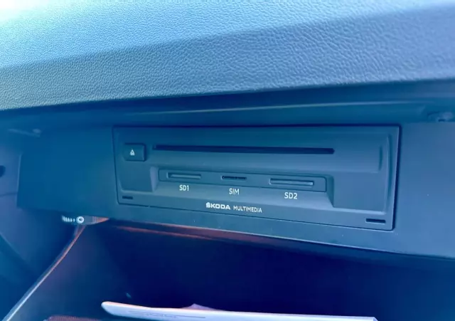 SKODA Octavia 2.0 TDI 4x4 DSG RS