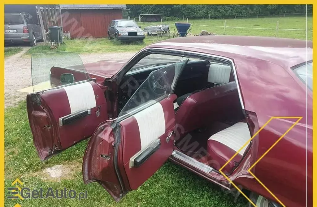 CHRYSLER Town & Country 