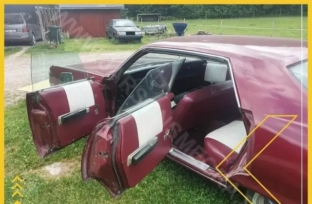 CHRYSLER Town & Country 