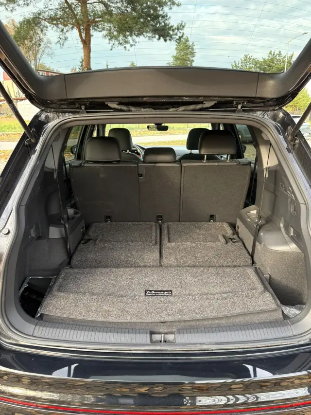 VOLKSWAGEN Tiguan Allspace R-Line DSG