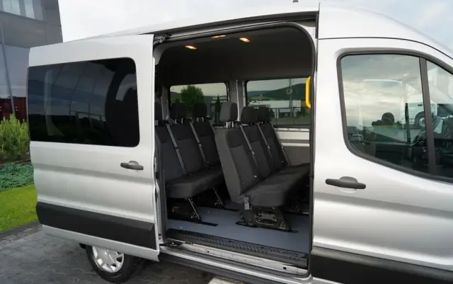 FORD TRANSIT / 9 MIEJSC / 2021 ROK / SPROWADZONY 