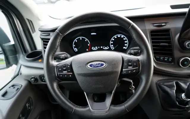 FORD TRANSIT / 9 MIEJSC / 2021 ROK / SPROWADZONY 