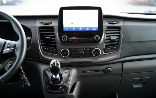 FORD TRANSIT / 9 MIEJSC / 2021 ROK / SPROWADZONY 