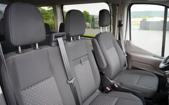 FORD TRANSIT / 9 MIEJSC / 2021 ROK / SPROWADZONY 