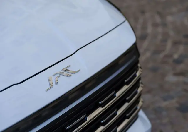 JAC JS8 PRO 6os