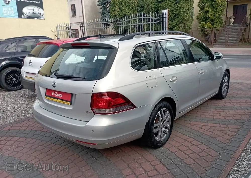VOLKSWAGEN Golf Variant 1.6 TDI Comfortline